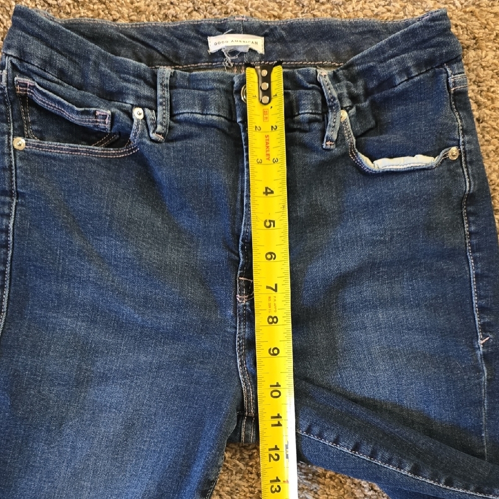 Good American Blue Jeans - Picture 4 of 7